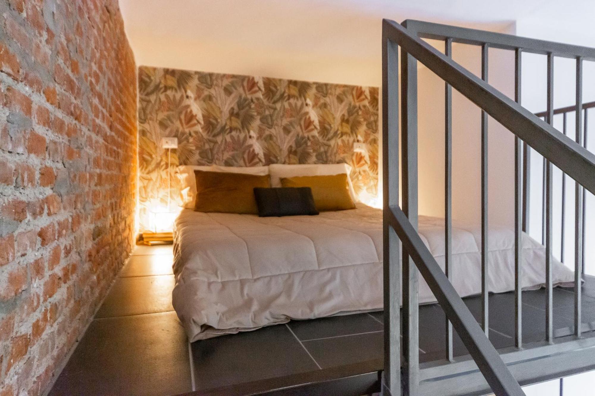 Apartment Youhosty - Design Isola Milan